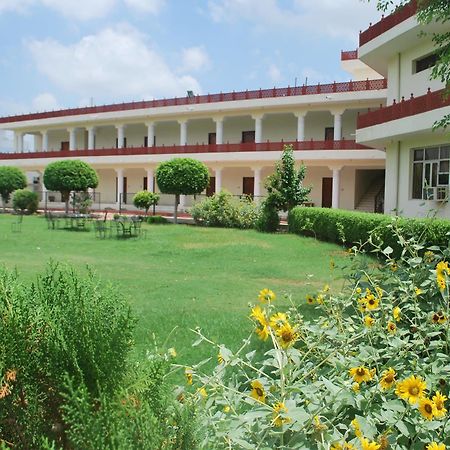 Regenta Resort Shyam ภารัตปูร์ ภายนอก รูปภาพ